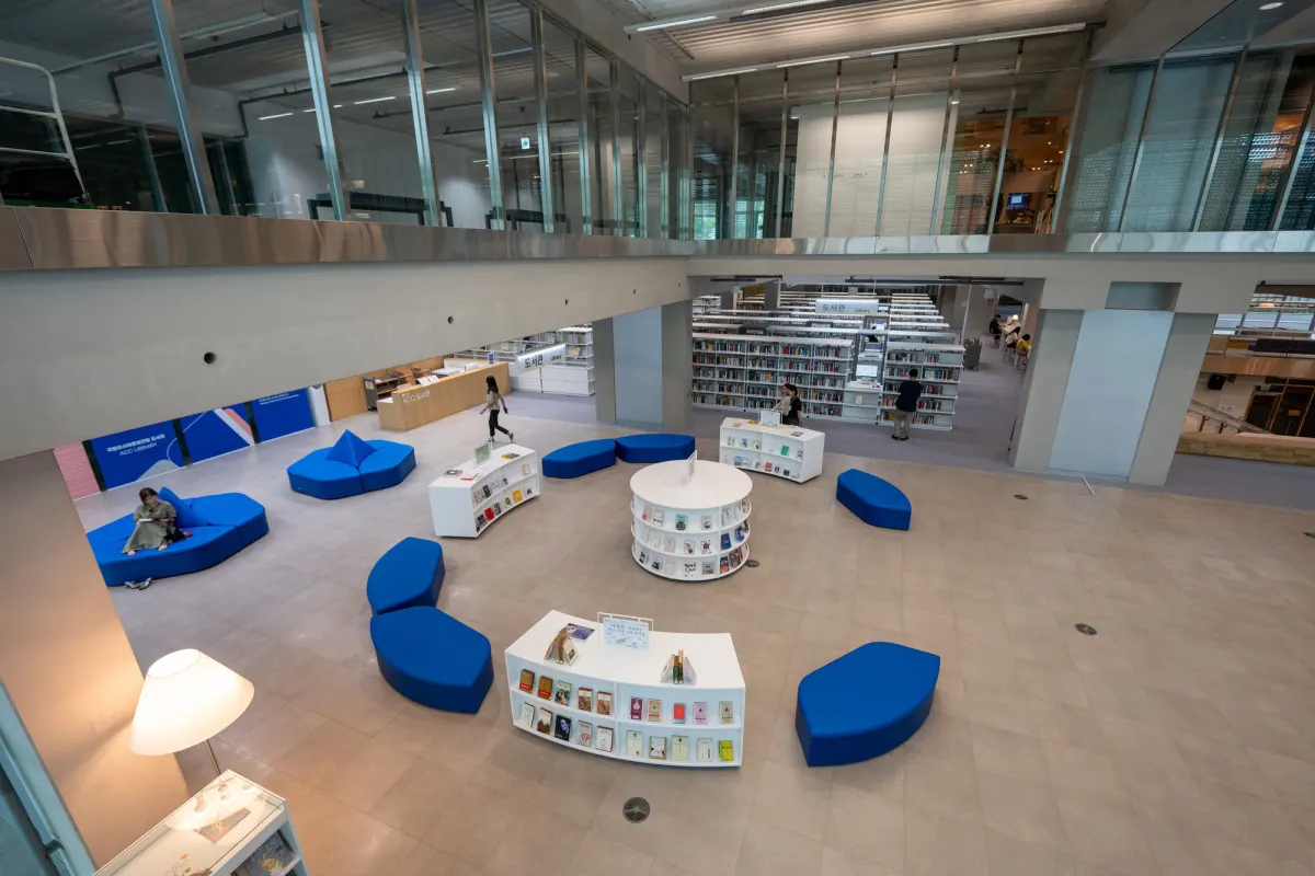 The junior library with low shelves and reading seats